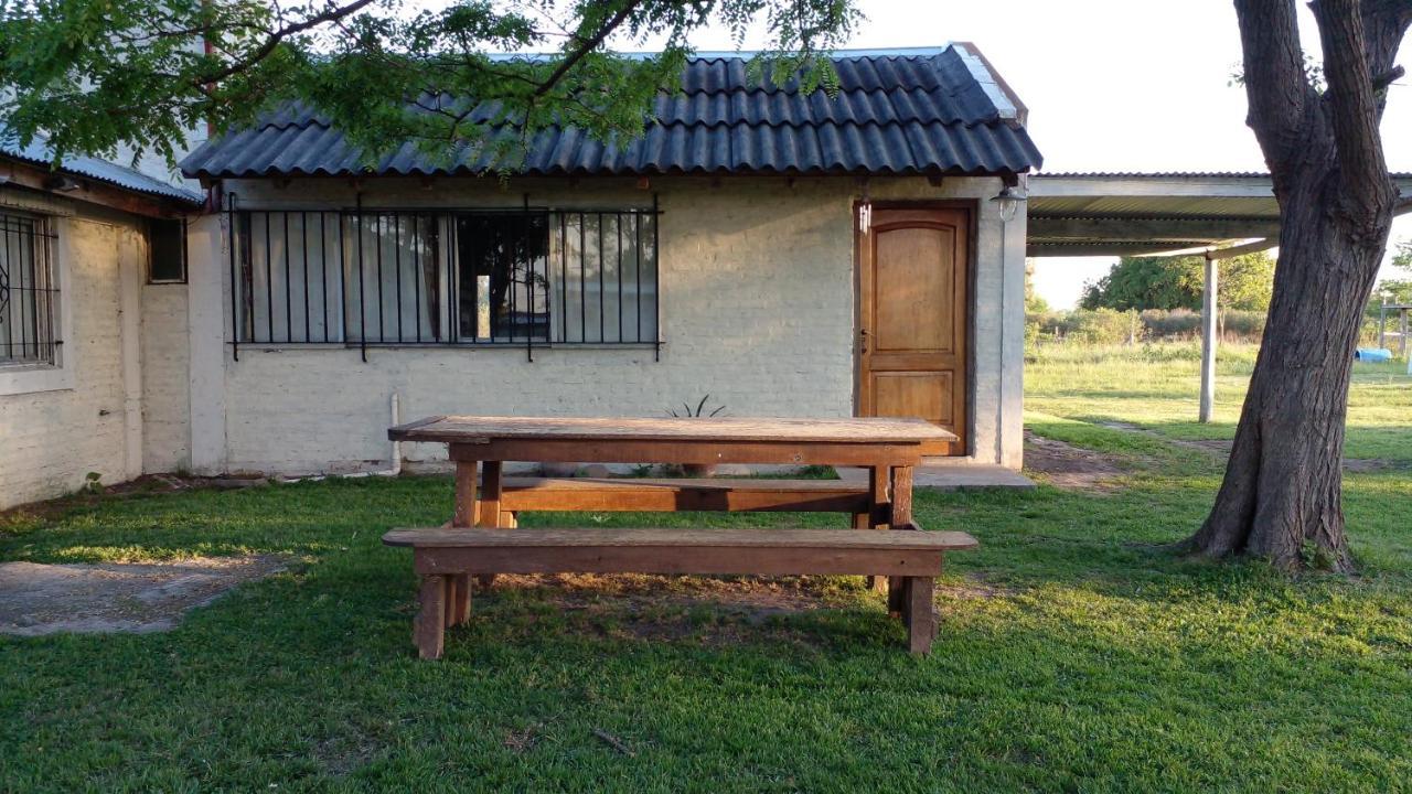 Los Arboles, casa completa a 5 minutos del Aeropuerto Ezeiza Exterior foto
